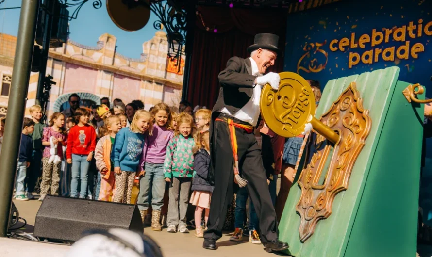 Plopsaland De Panne viert 25e verjaardag met nieuwe, grootse parade!