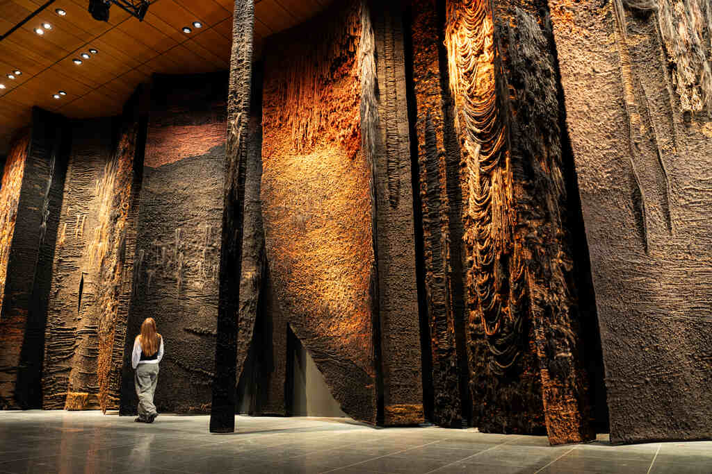 Groots, groter, grootst Magdalena Abakanowicz