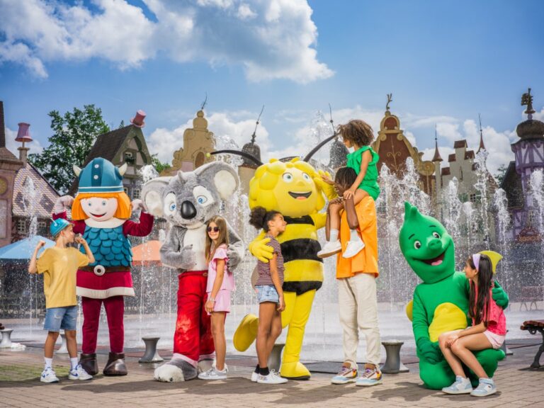 Holiday Park wordt Plopsaland Deutschland, Plopsa Coo wordt Plopsaland Ardennes