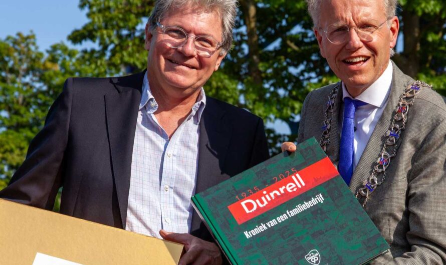 Duinrell viert 90 jaar met uitgave van jubileumboek