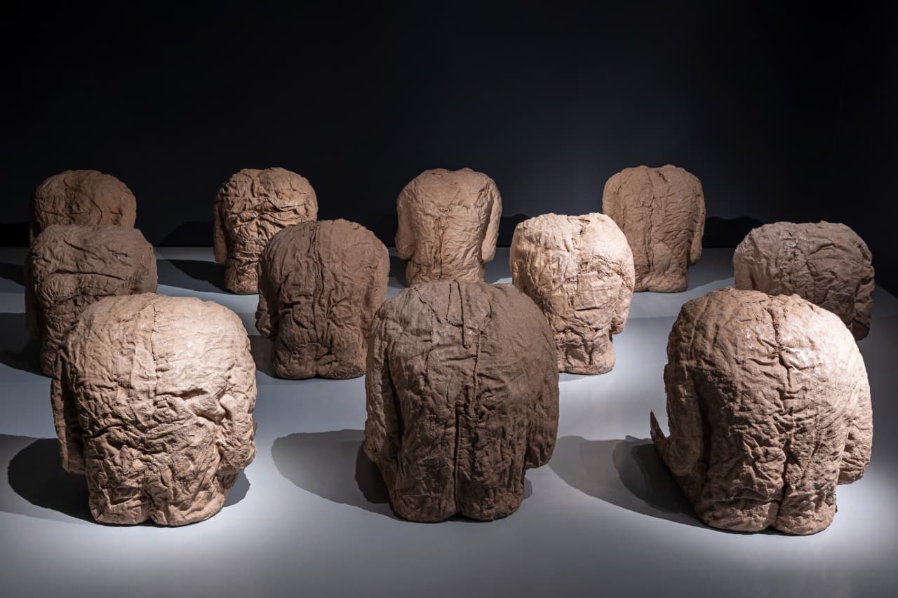 Magdalena Abakanowicz treedt buiten museummuren