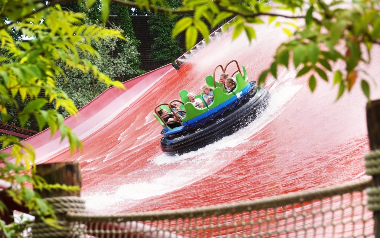 Amazonia in Bellewaerde Park uitgeroepen tot Beste Europese Attractie van 2025 Amazonia in Bellewaerde Park uitgeroepen tot Beste Europese Attractie van 2025