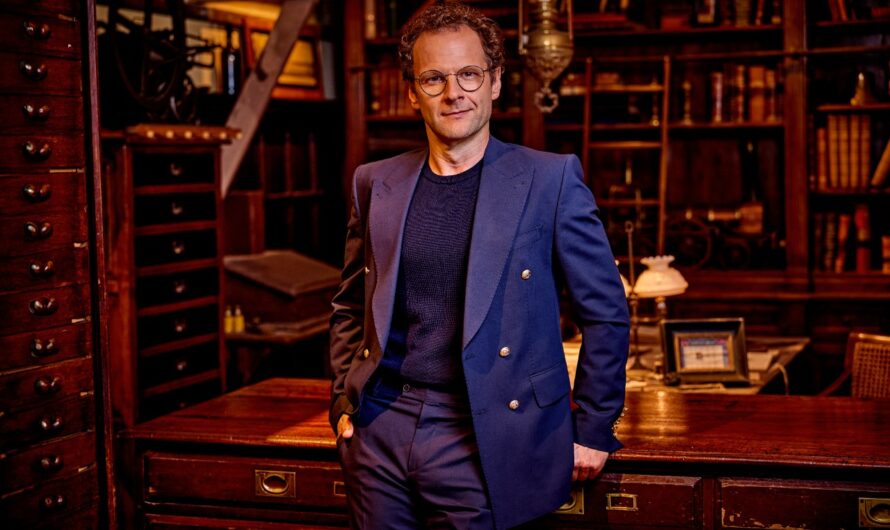 Valentijn van Hall speelt Harry Potter in Nederlandse productie van Harry Potter en het Vervloekte Kind