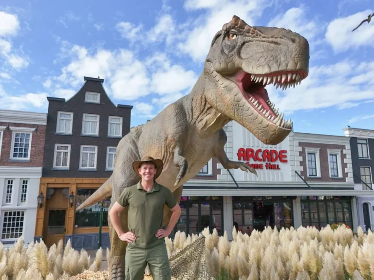 Dinosaurussen keren terug op Duinrell Dinomaand en laatste ritjes in de Kikkerachtbaan
