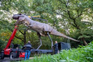 Burgers’ Zoo bereidt zich voor op ‘Dino’s in de Zoo’ met reusachtige dinosaurussen