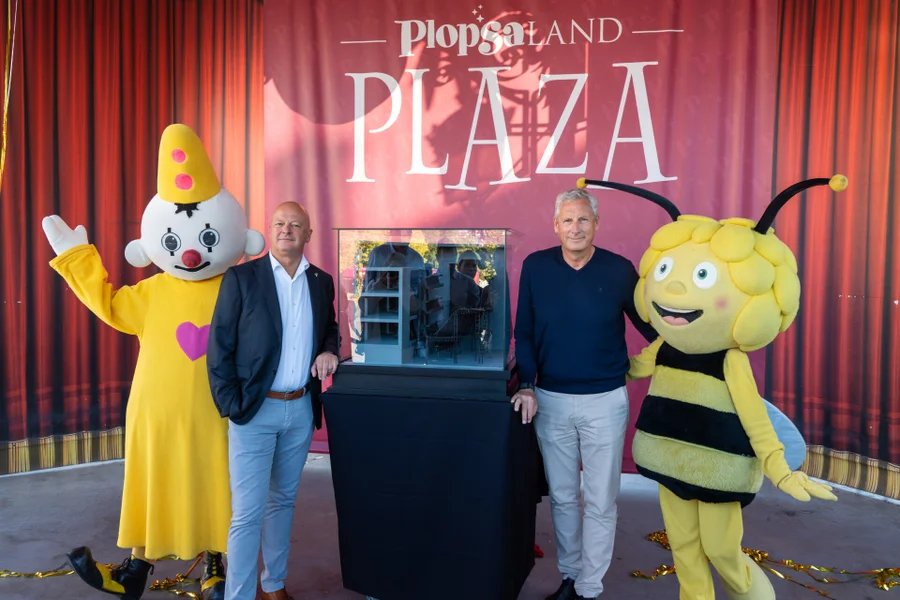 Plopsaland vliegt naar de toekomst: een recordinvestering met Vliegende Cinema als blikvanger Plopsaland vliegt naar de toekomst: een recordinvestering met Vliegende Cinema als blikvanger
