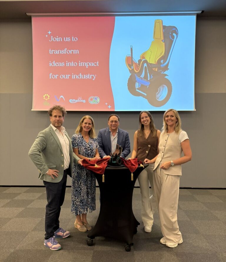 Efteling en Vekoma presenteren seat-on-wheels-concept voor rolstoeltoegankelijke attracties