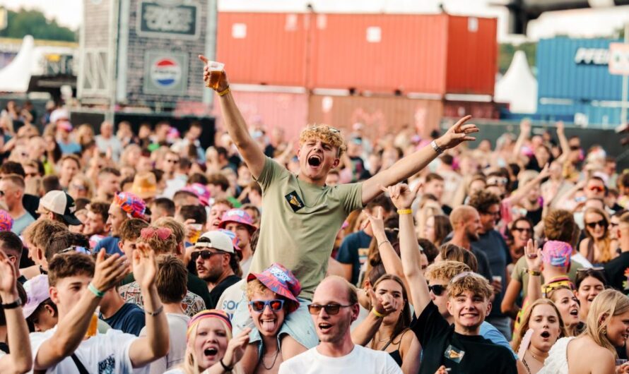 Dropkick Murphys, BÖKKERS, Within Temptation en Russo eerste headliners voor Zwarte Cross 2026