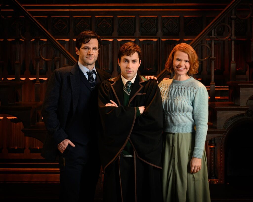 First look: De cast van Harry Potter en het Vervloekte Kind in kostuum